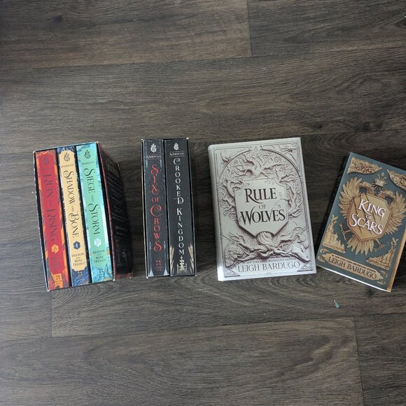 Grishaverse Series - Picture 1 of 6